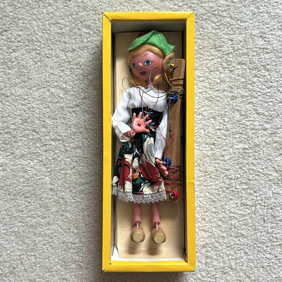 Vintage Pelham Puppet Marionette Toy - Mitzi - Picture 10 of 16